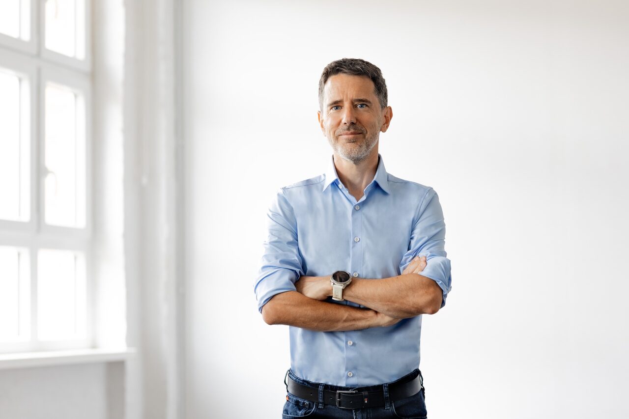 Rolf Seegelken, Digital Analytics Consultant, during a business photo shoot in Berlin